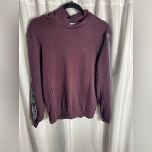 Calvin Klein Men's Purple Sweater Size M Hoodie Kangaroo Pockets Logo Sleeves